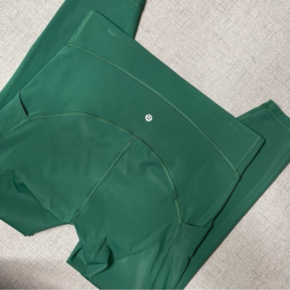 Lululemon Power Thru High Rise Tight Athletic Leggings Everglade Green 12 NWT - Picture 8 of 11